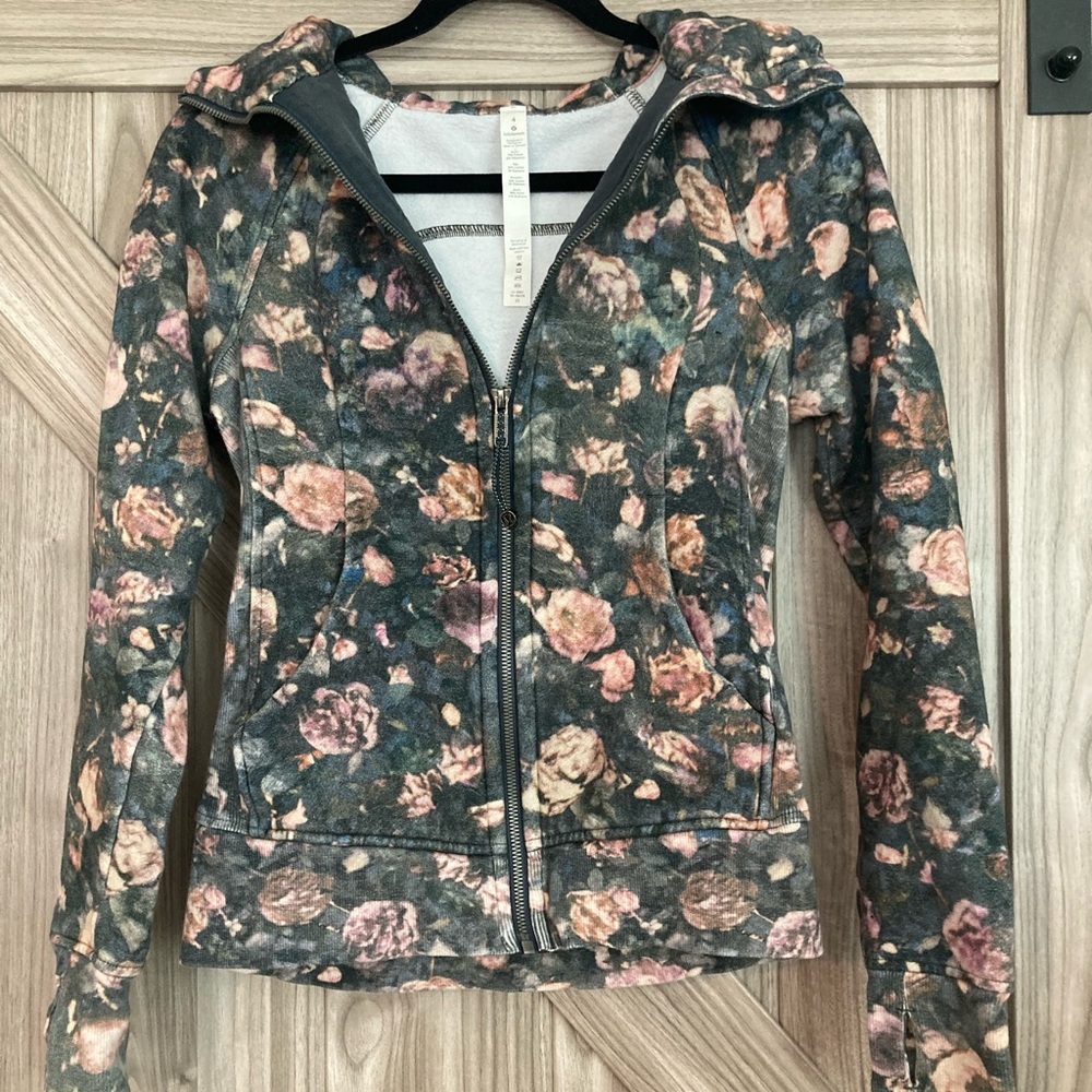 Lululemon athletica hoodie full zip sweatshirt beautiful rose pattern